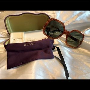 Gucci 58 mm square sunglasses